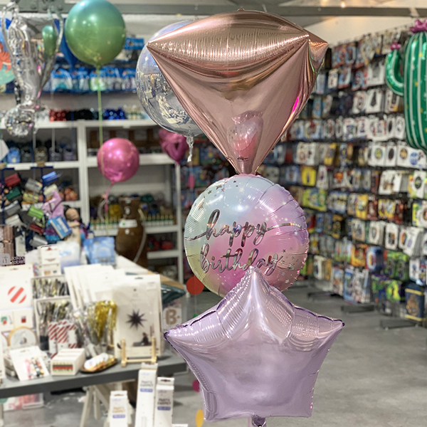 Pink diamond birthday helium balloon bouquet